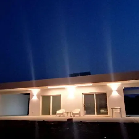 Regina Di Marzamemi Villa *