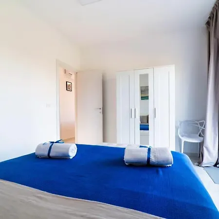 Regina Di Marzamemi Villa *